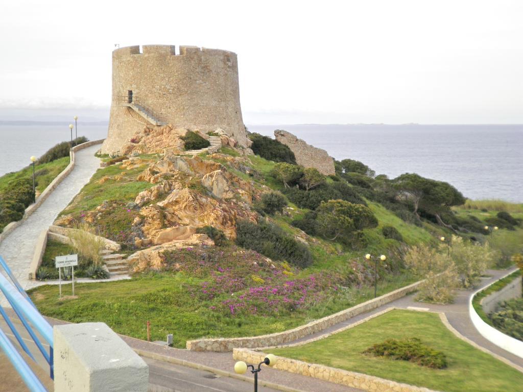 مبيت وإفطار سانتا تيريزا غالّورا La Finestra Vista Corsica المظهر الخارجي الصورة